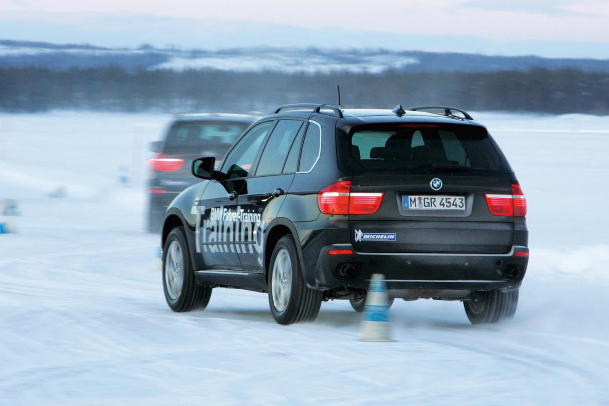 BMW M Driving Experience Ice Training