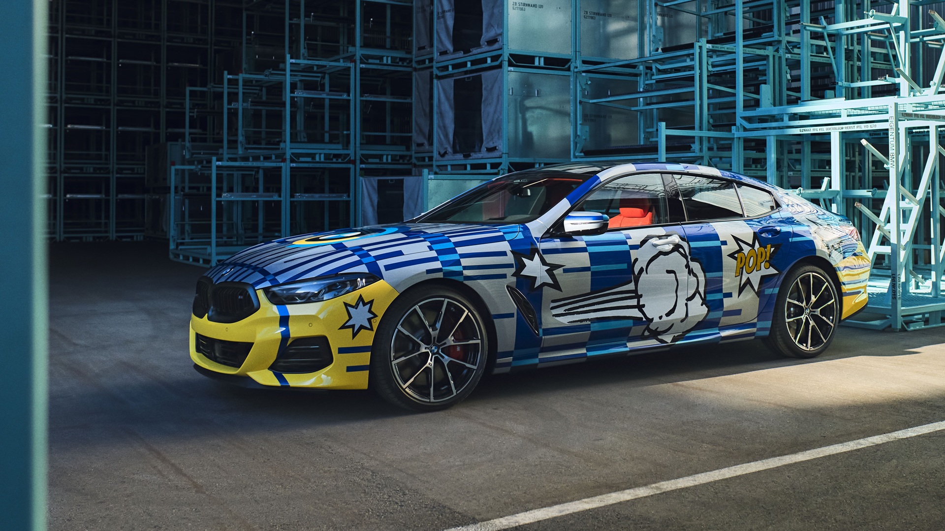 The 8 x Jeff Koons.