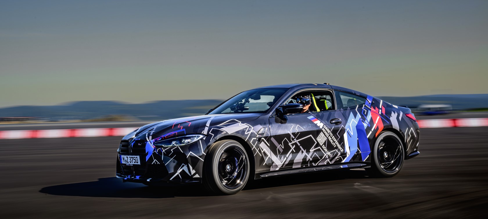 DARE TO EXPERIENCE.