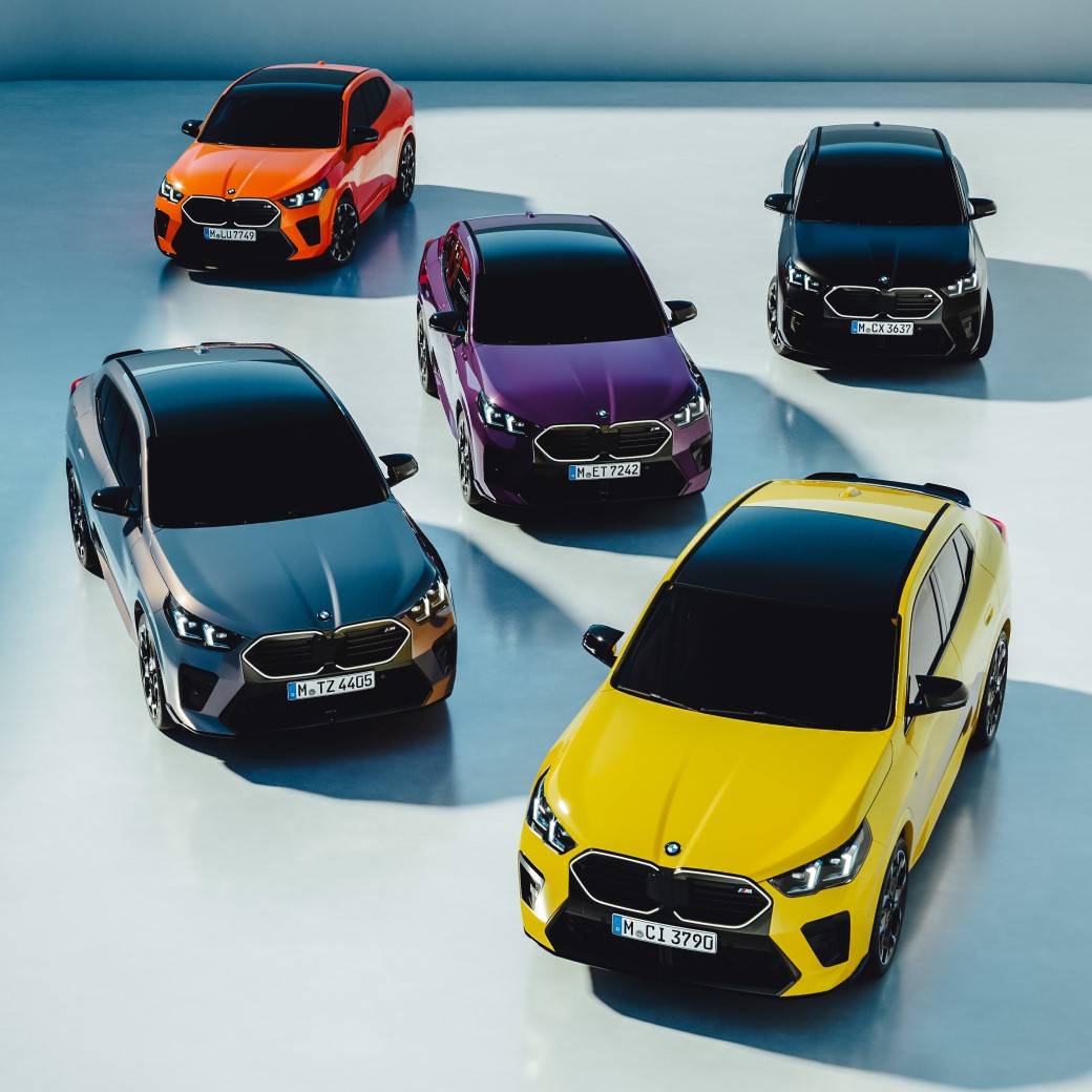 BMW Individual special paint finishes for the BMW X2 M35i xDrive.
