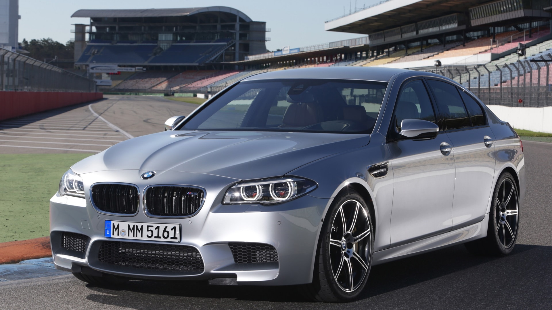 BMW M5 F10 mit Competition Paket.