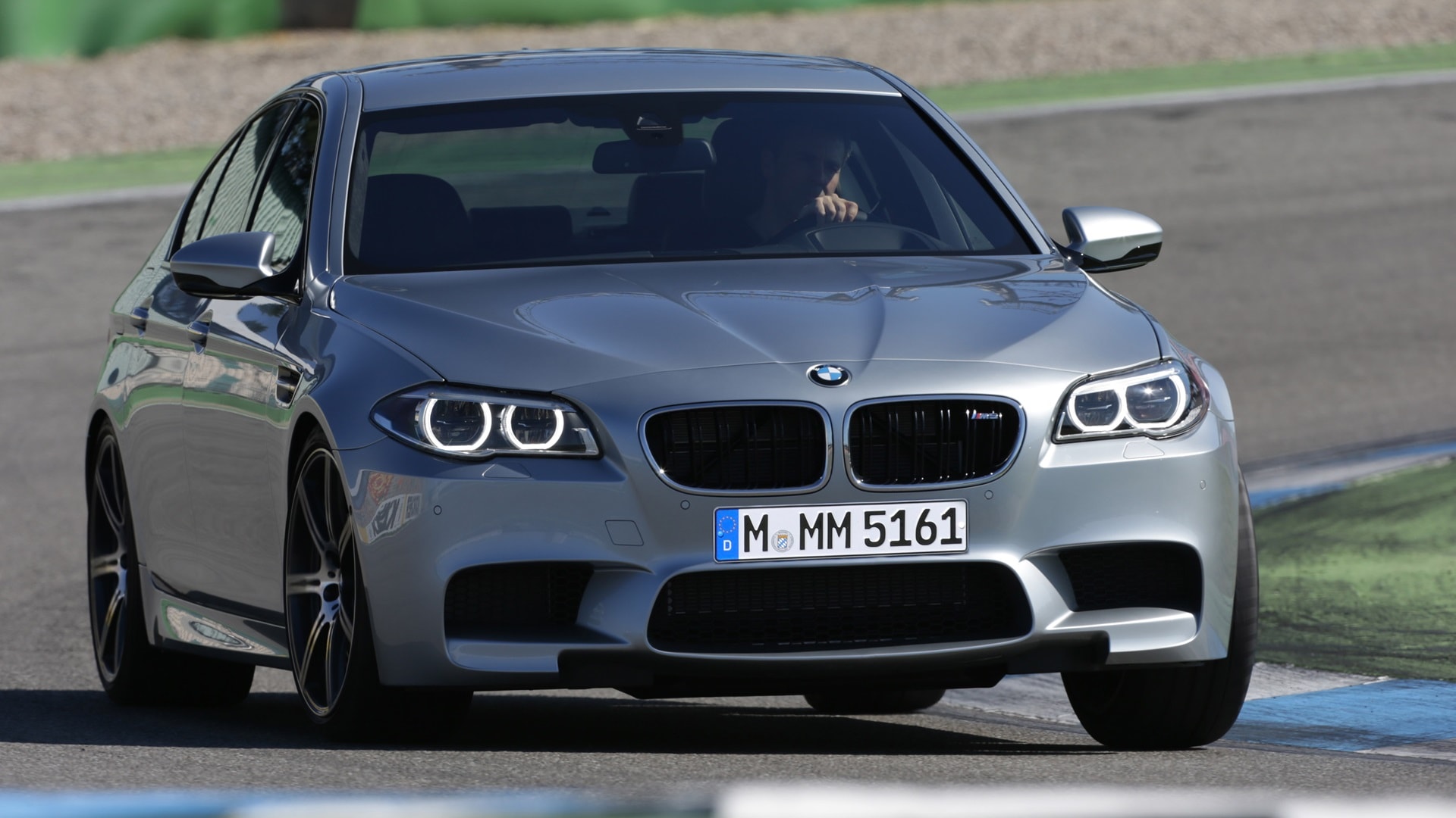 BMW M5 F10 mit Competition Paket.