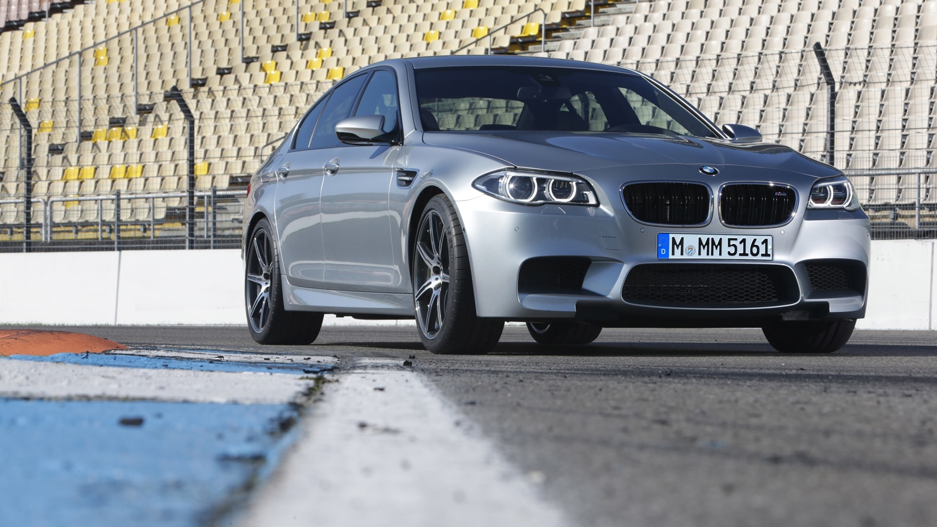 BMW M5 F10 mit Competition Paket.