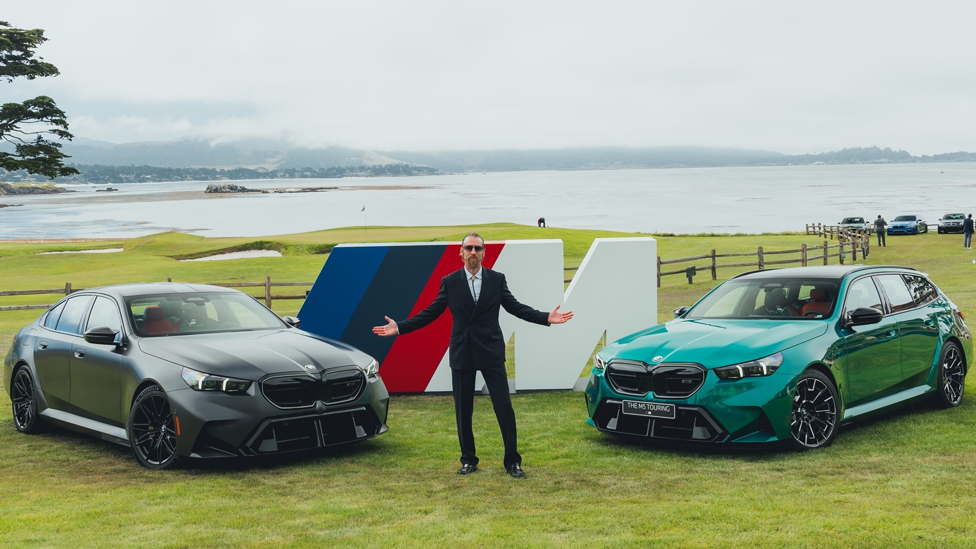 A spectacular duo: BMW M5 testimonial and creativ mind Justin O’Shea with the new BMW M5 models.