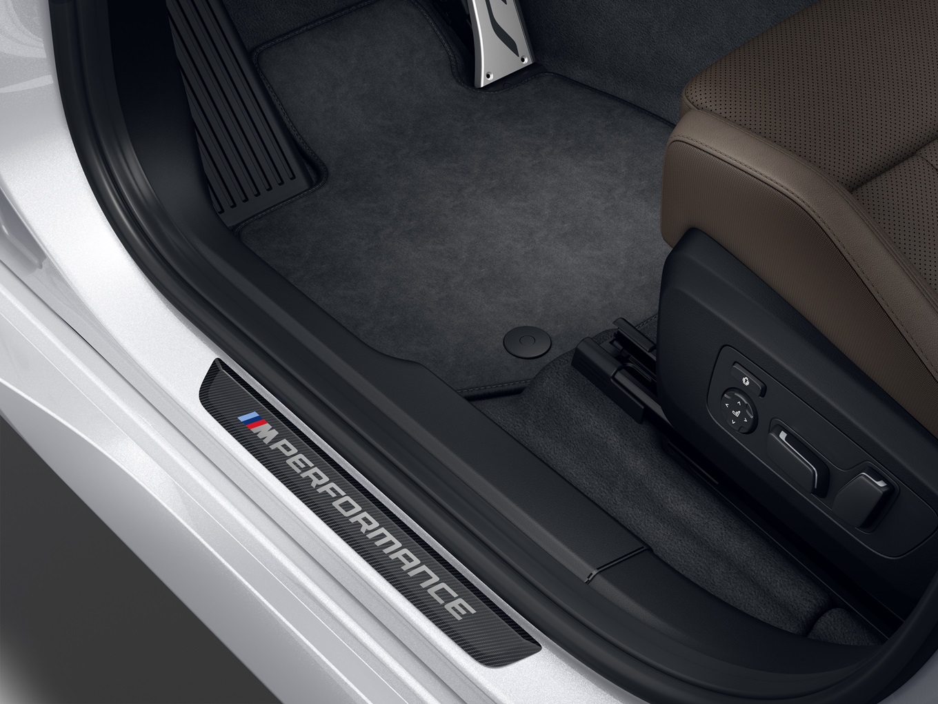 Must-have: M Performance Einstiegsleisten.
