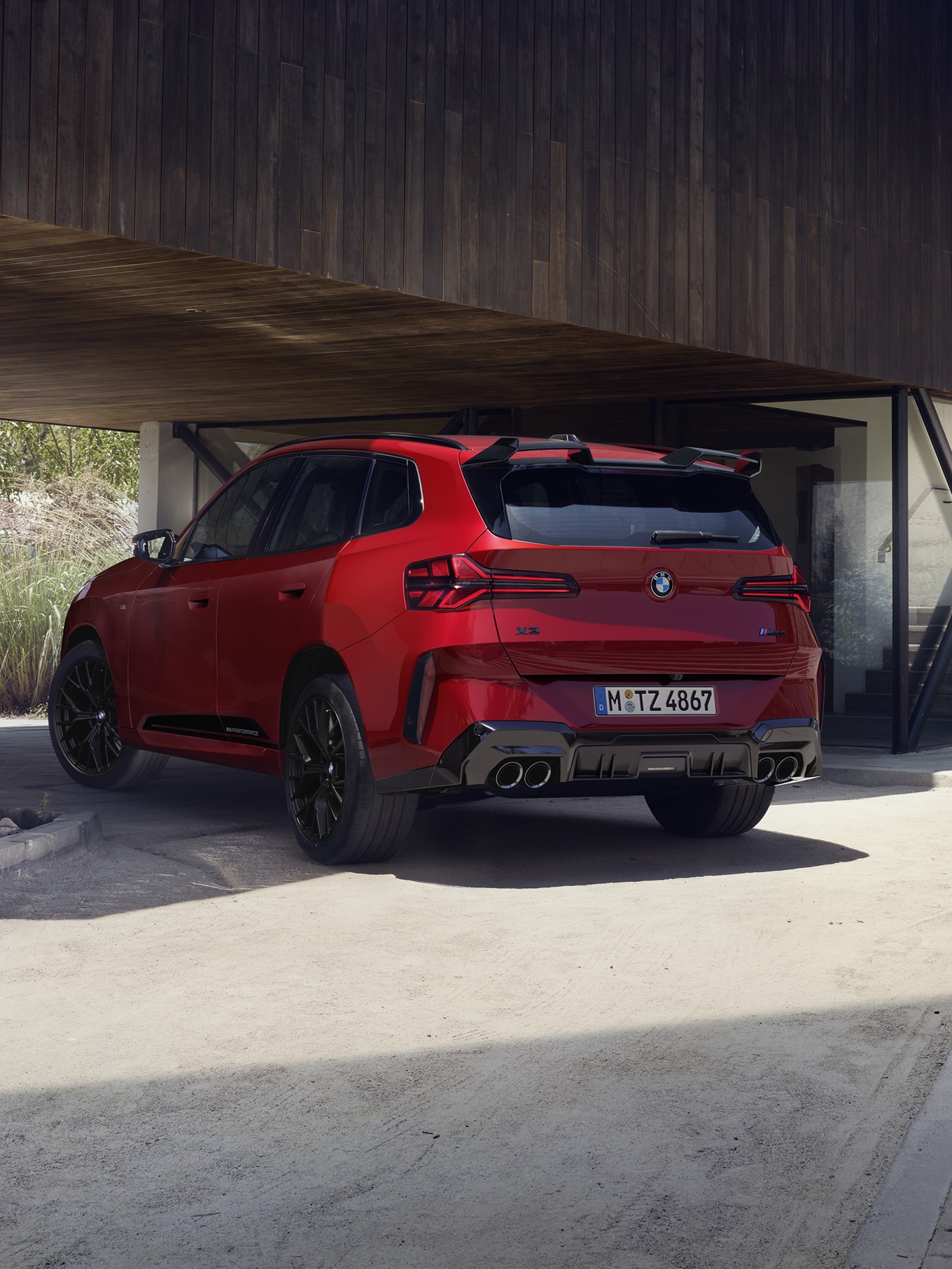 Der BMW X3 M50 xDrive mit BMW M Performance Parts. - DYNAMIK IN VOLLENDUNG.