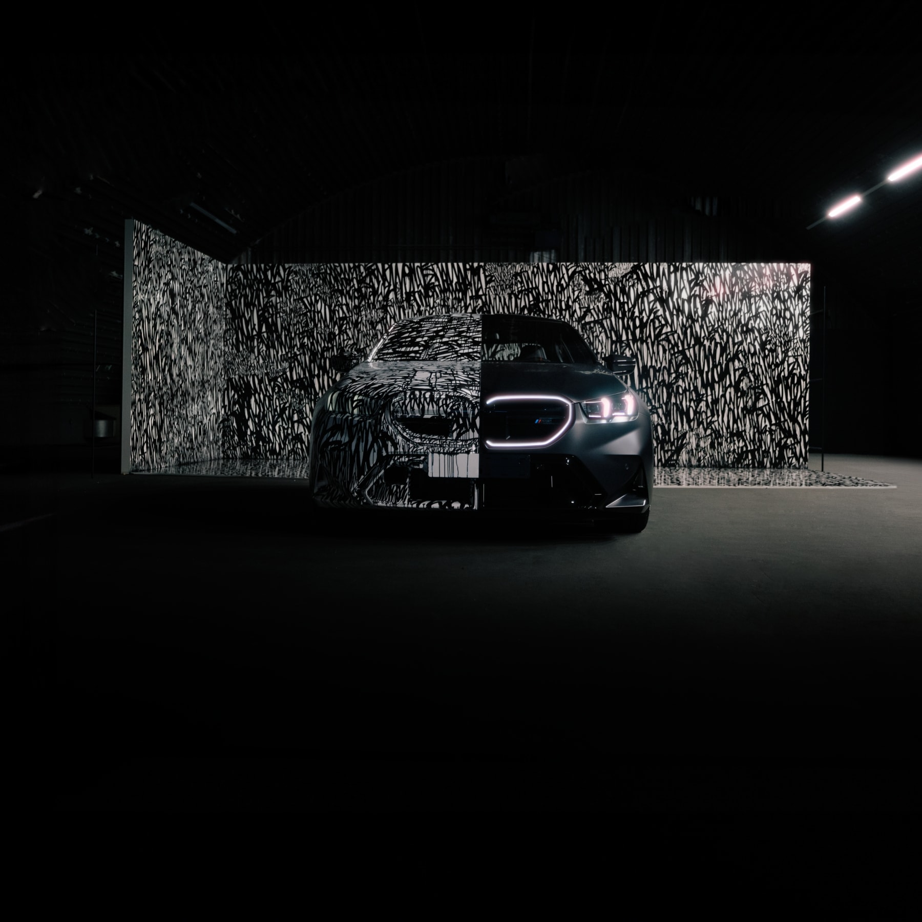 Fillin Guas transforms the BMW M5 into a unique work of art. 