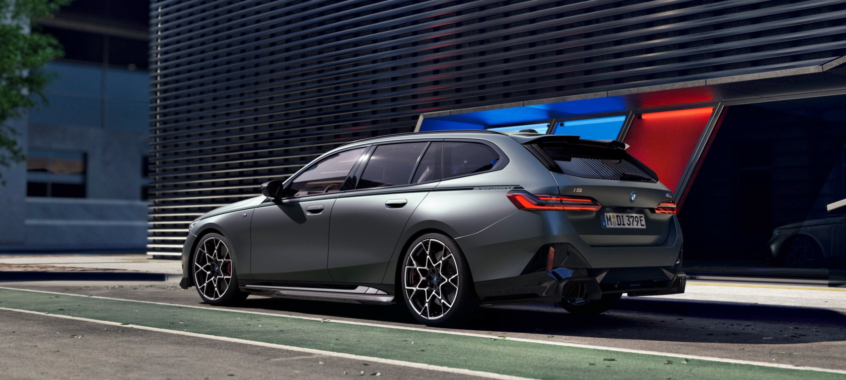 BMW M PERFORMANCE PARTS.
