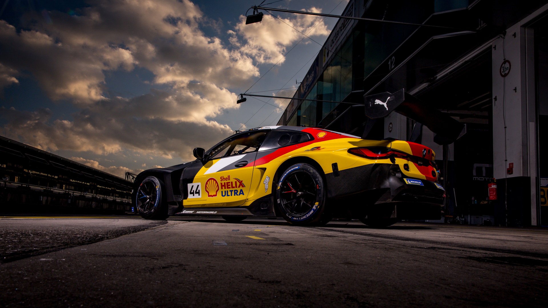 BMW M Motorsport.