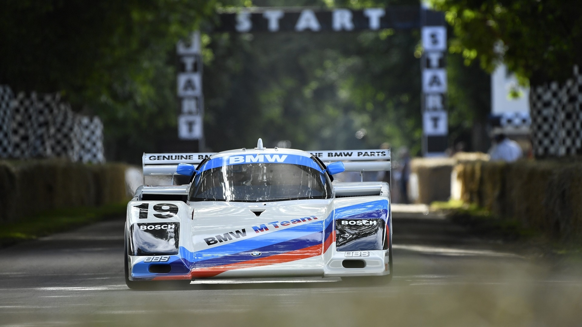 From racing classics (here: the 1986 BMW GTP) …