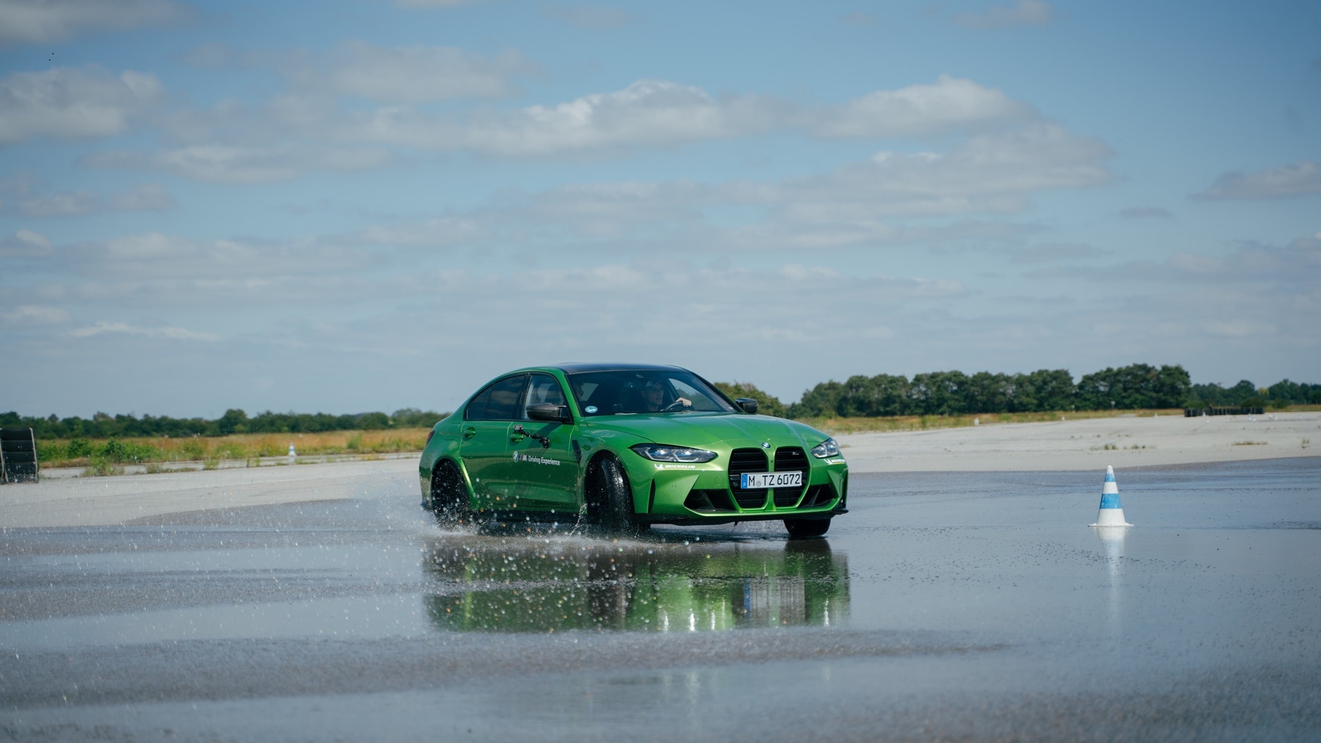 A driving experience of the special kind.