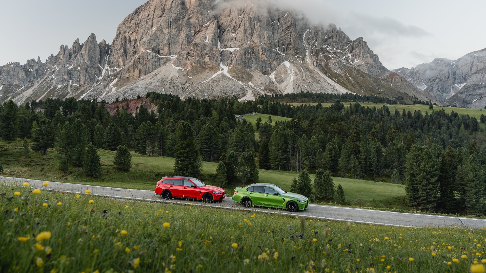 Wilde Gebirgsmassive, ein Kurvenparadies und die Kultur Italiens.