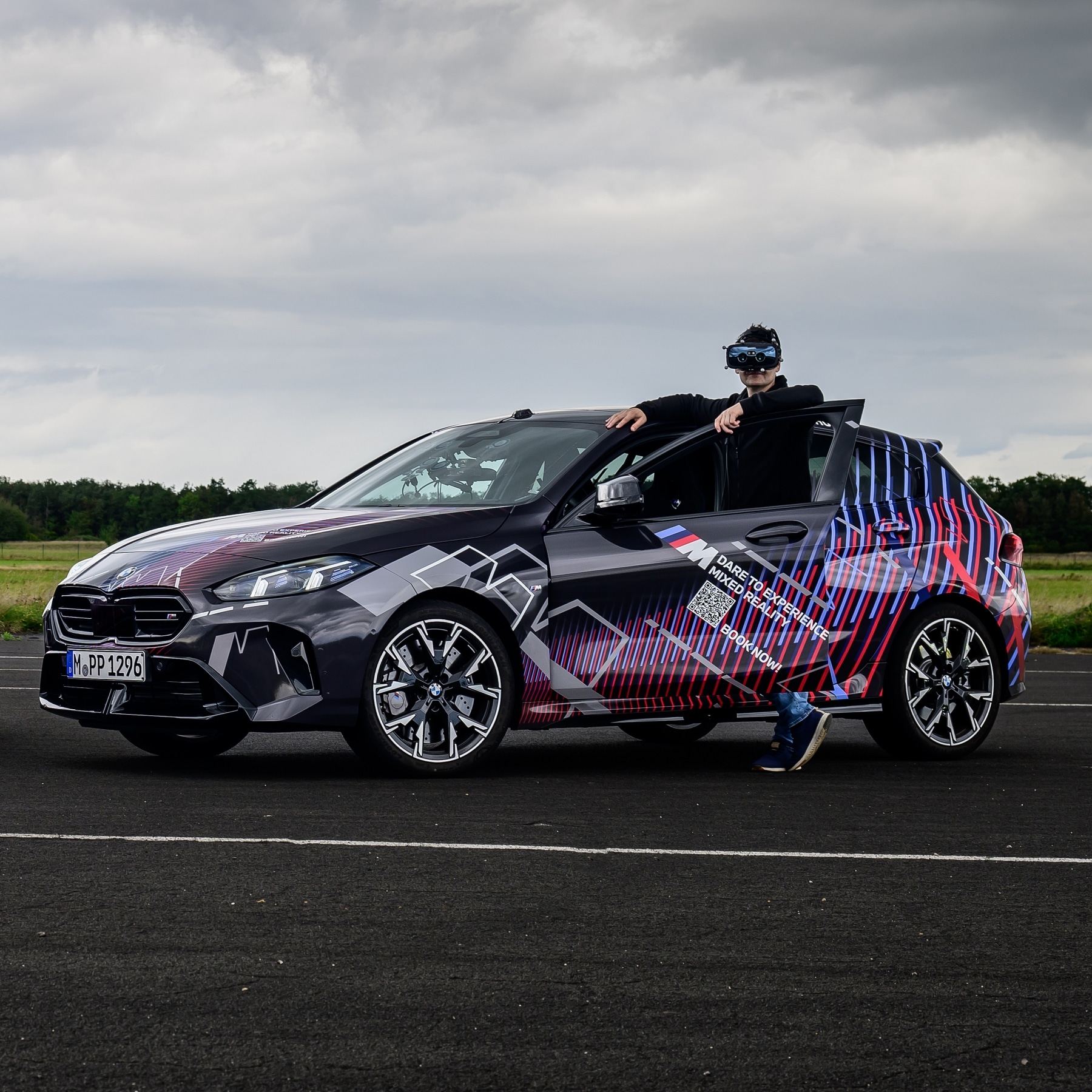 BMW M Mixed Reality with multiplayer and new features.