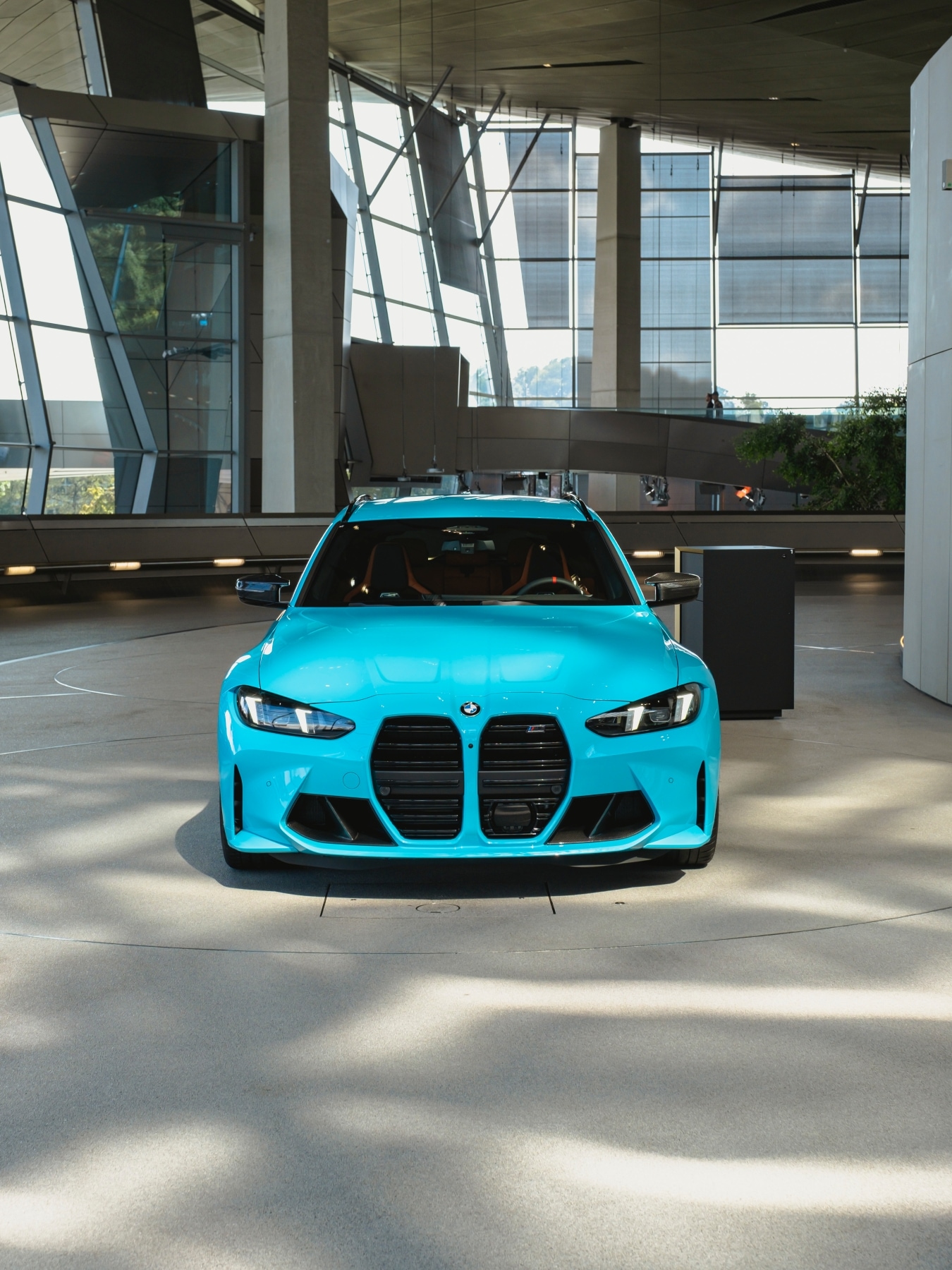 Blue is for Racing: the colour BMW Individual Borusan Turkish Blue, which was inspired by a BMW Motorsports team from Turkey. &nbsp;