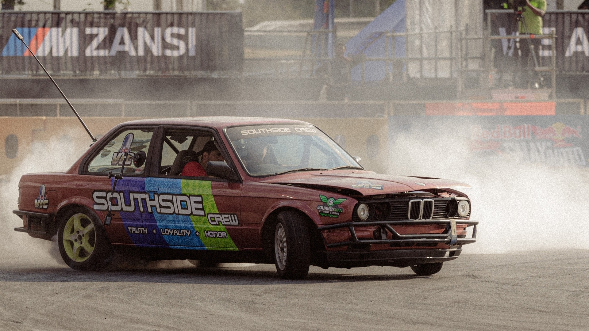 Vic Pardal in seinem eigenen BMW 3er E30 auf dem M Fest in Südafrika.