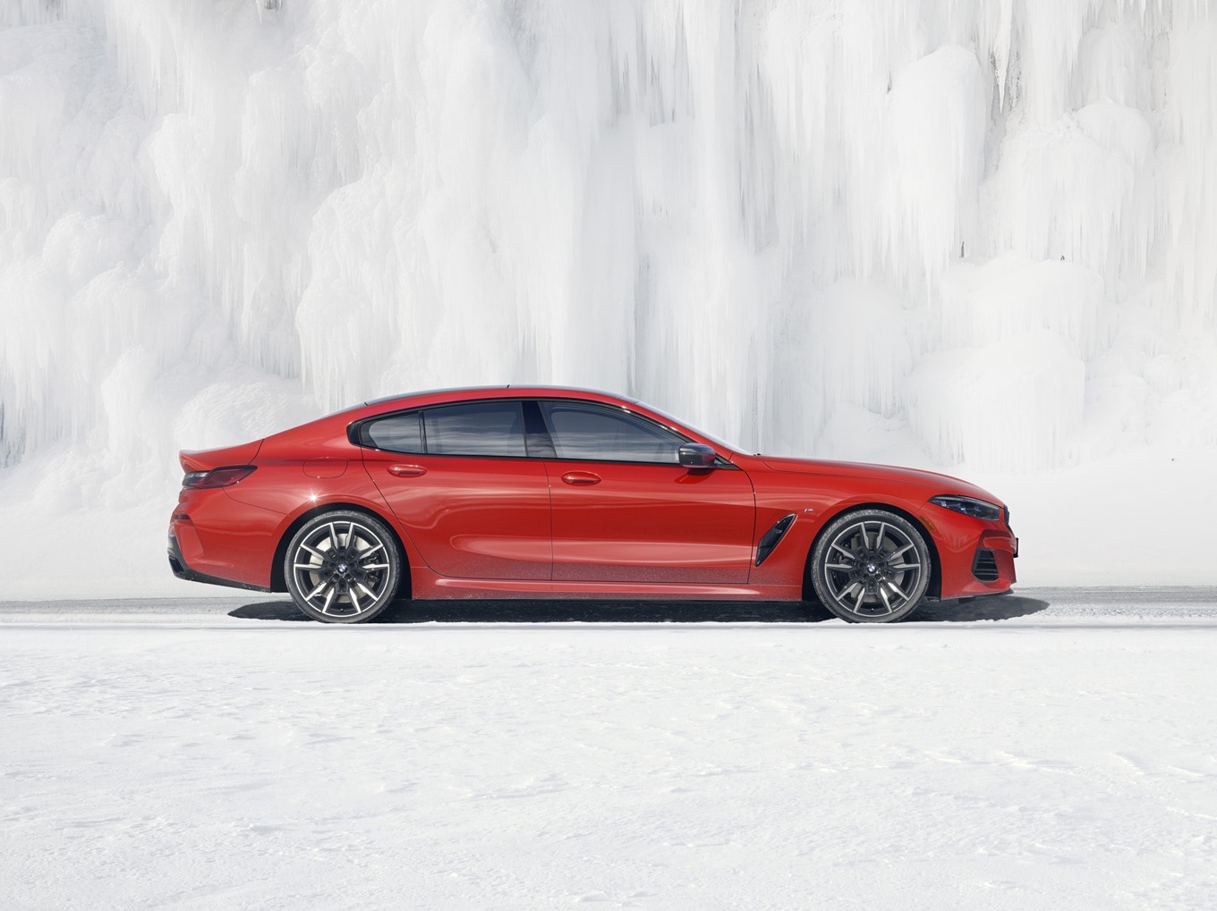 BMW M850i EDITION M HERITAGE