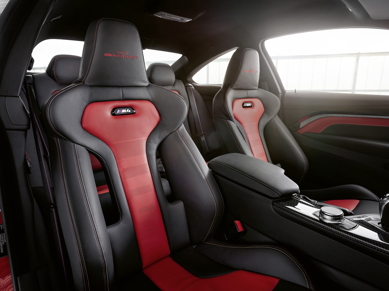 Interior of the BMW M4 EDITION M HERITAGE