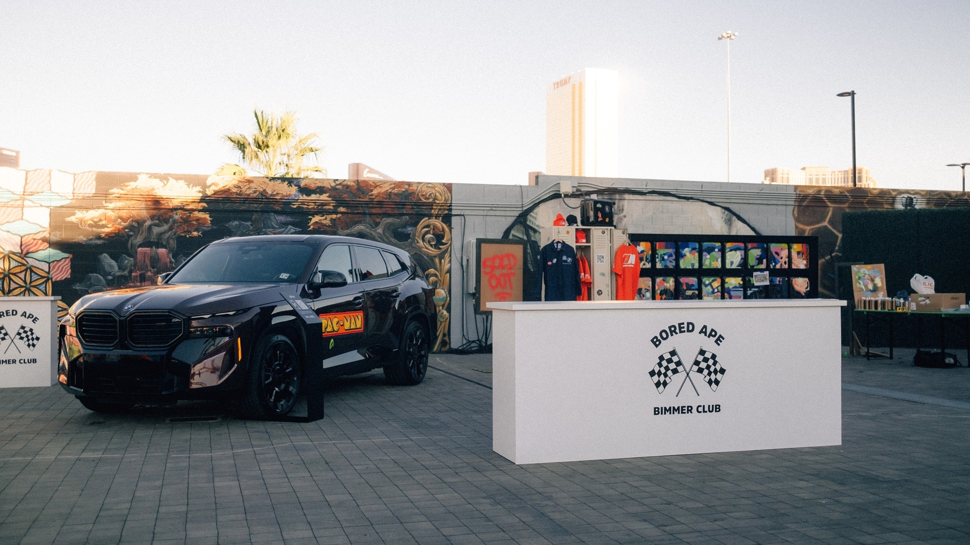 PAC-MAN CHAMPIONSHIP EDITION x BMW M. 