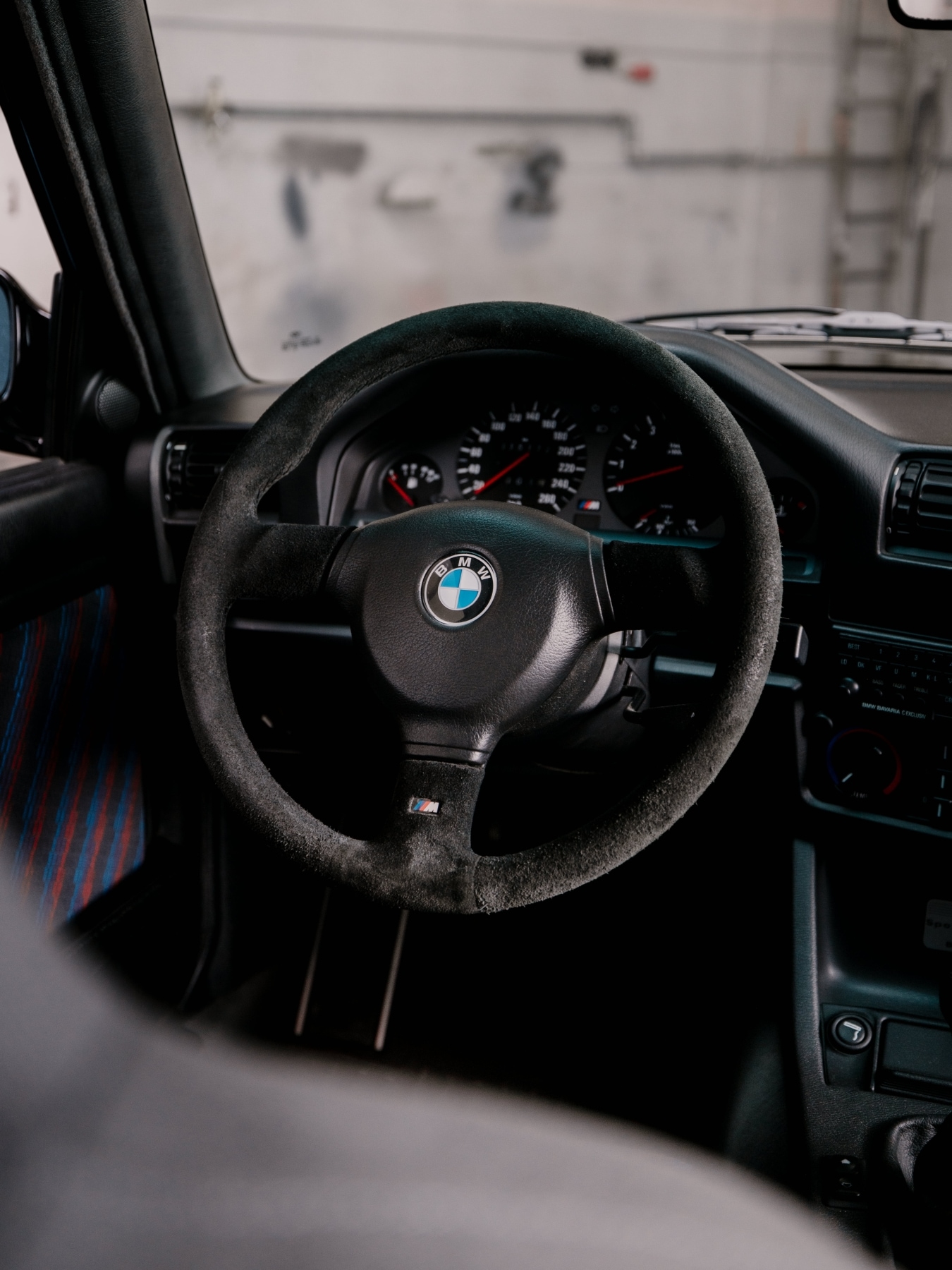 M Alcantara steering wheel | BMW M3 E30