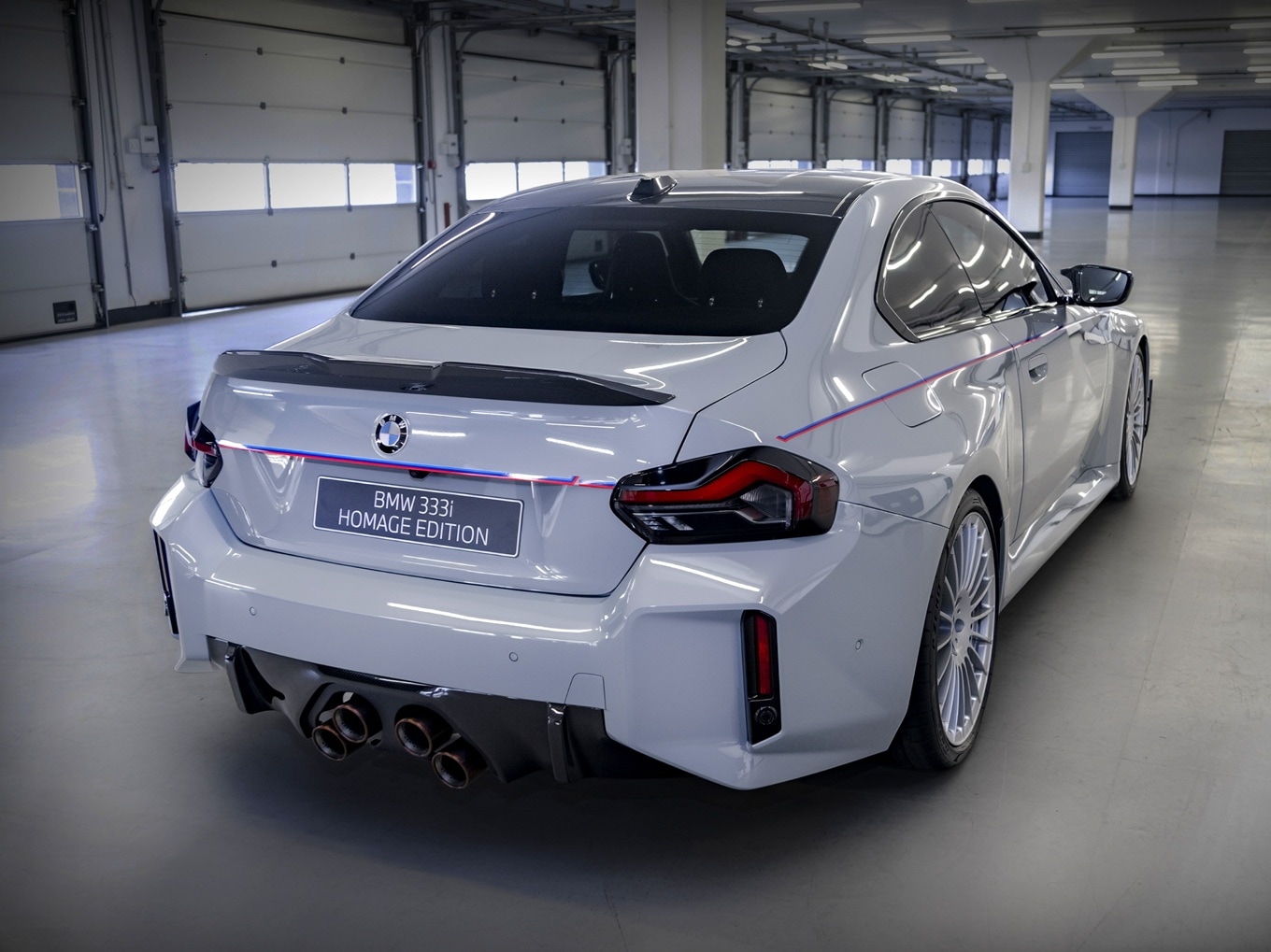 Rear view of the BMW BMW 333i Homage 
