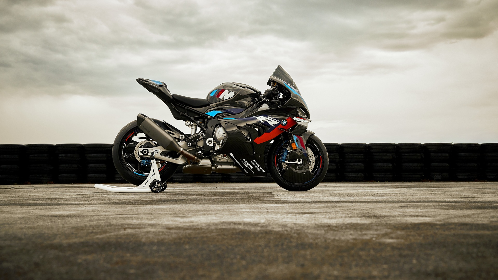 BMW M 1000 RR