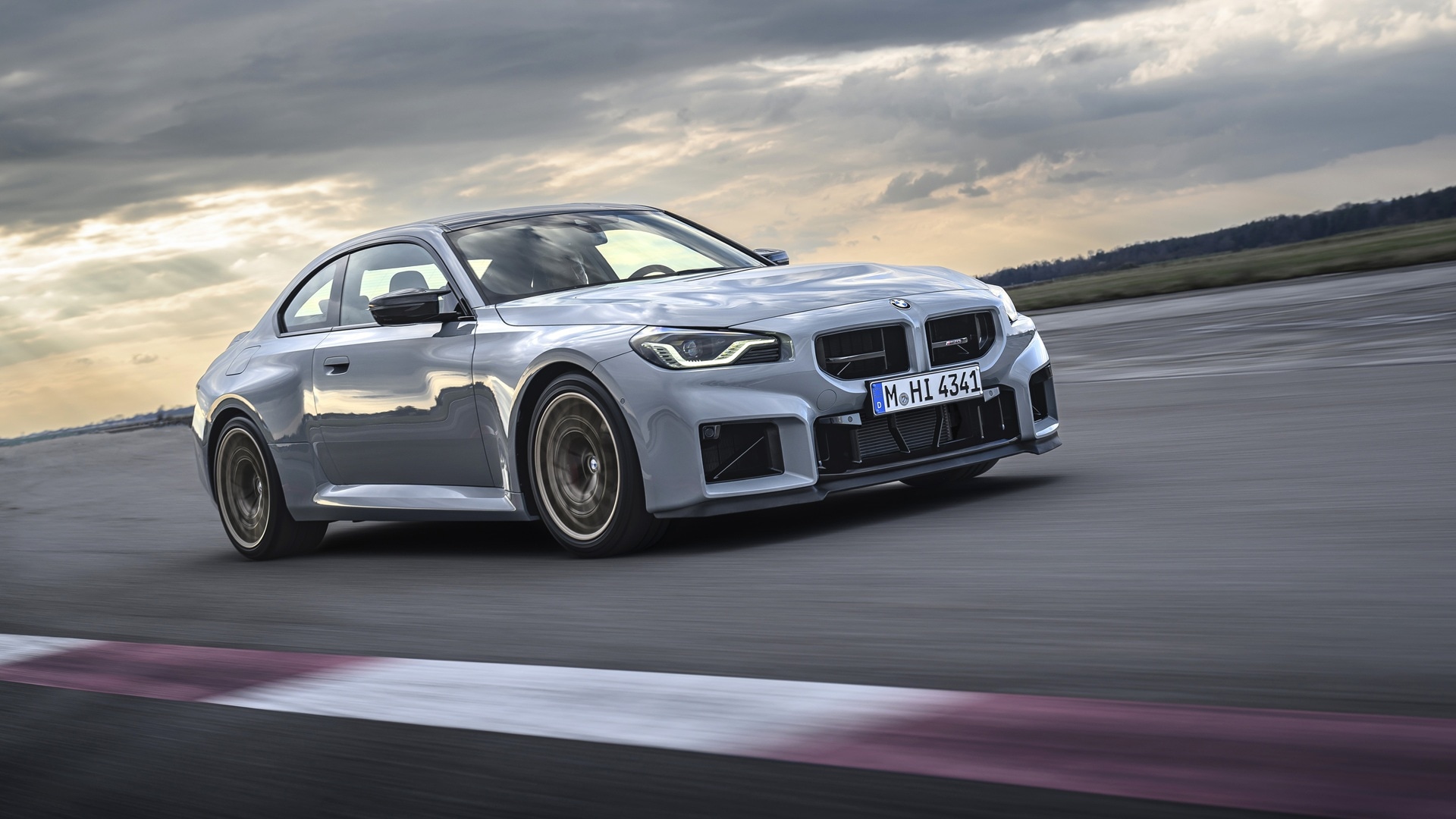 BMW M2 CS G87.