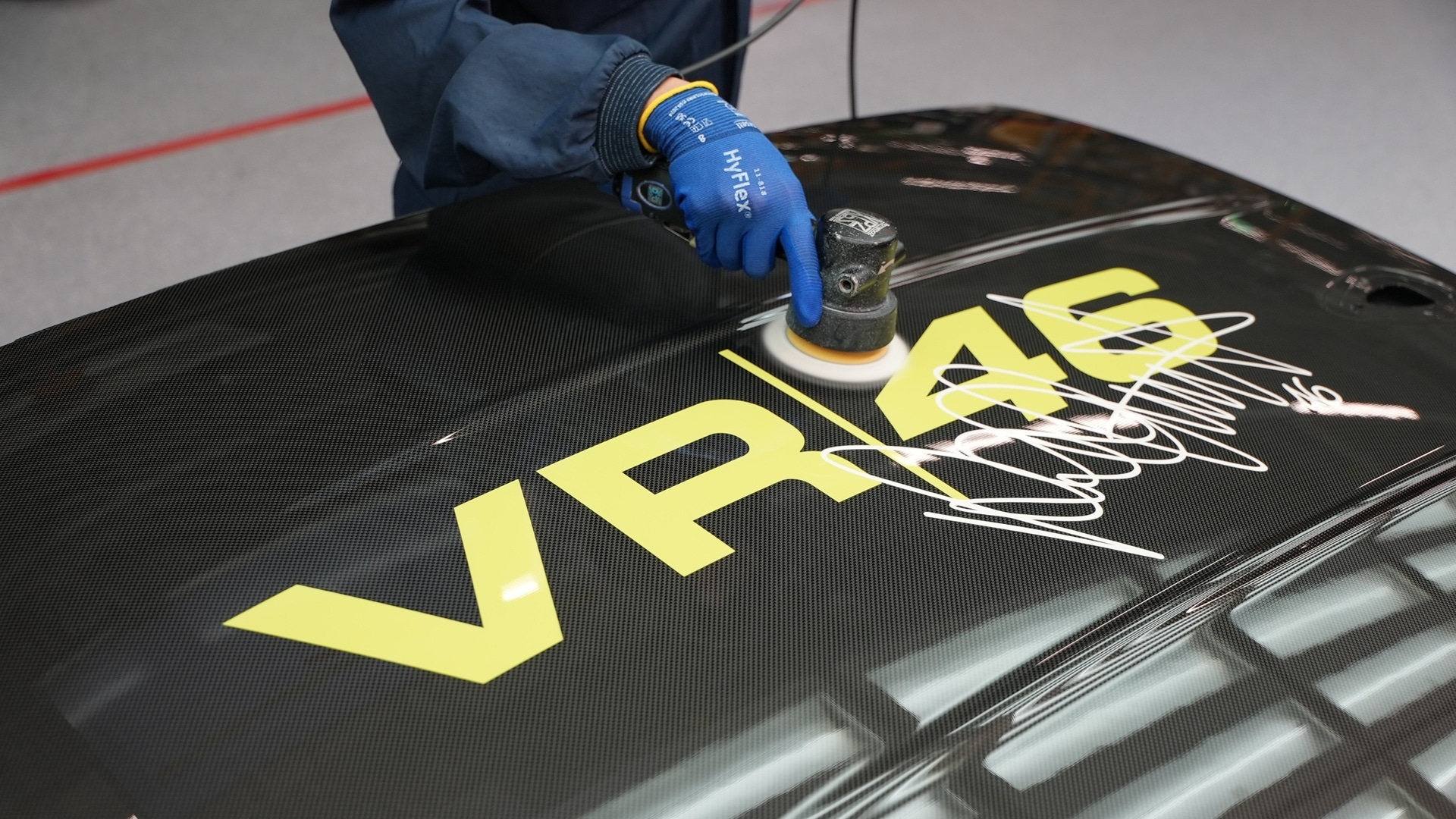 TAILOR-MADE CRAFTSMANSHIP.