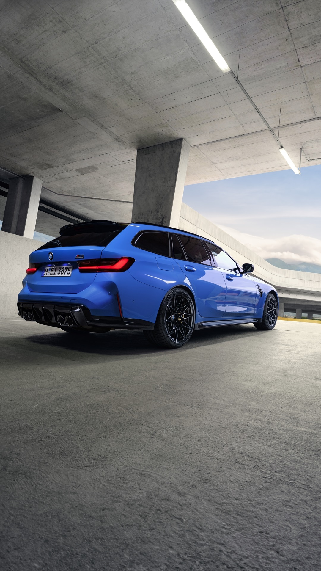 bmw m3 touring wallpaper