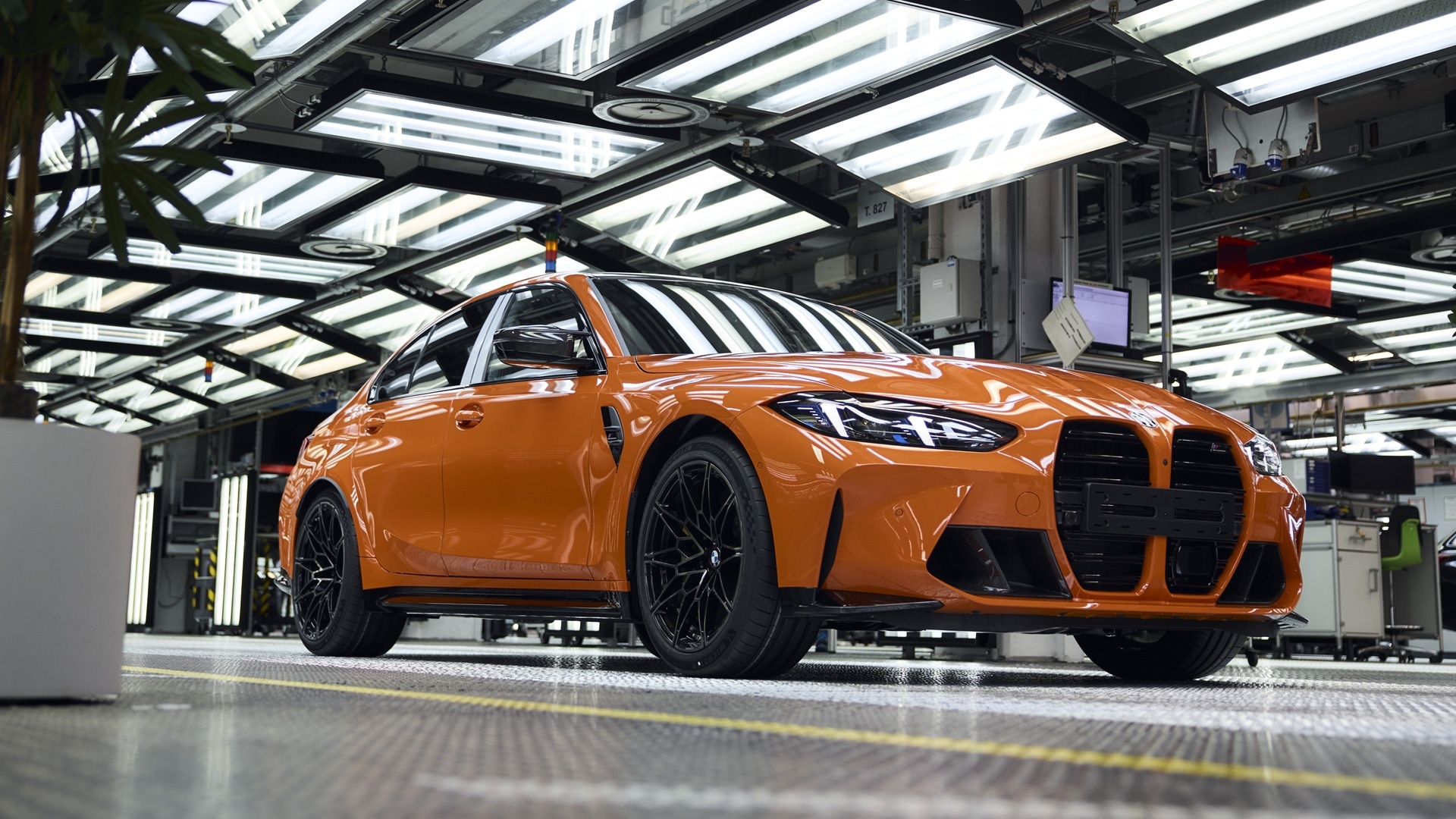 Der millionste BMW M: ein BMW M3 Competition in Feuerorange.
