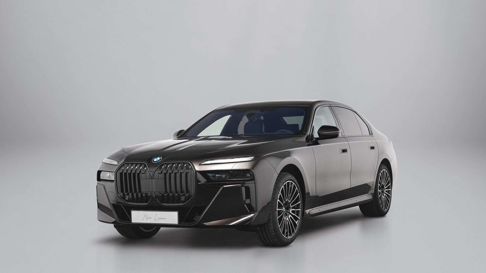 BMW 7 SERIES NERO LUSSO EDITION. 