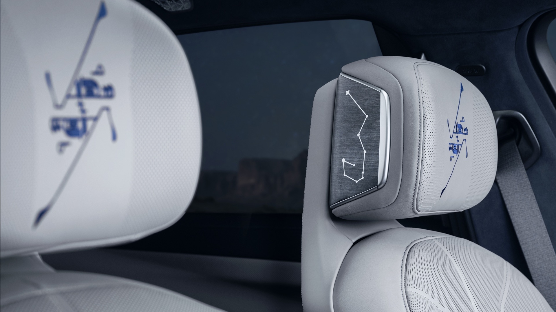 Driver's seat of the BMW 7 Series Suhail Edition with a stylised illustration of the star Suhail on the headrest.