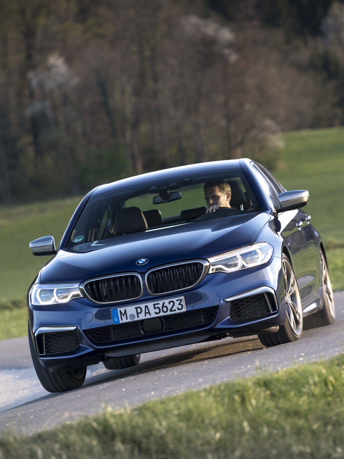 BMW M550i xDrive G30
