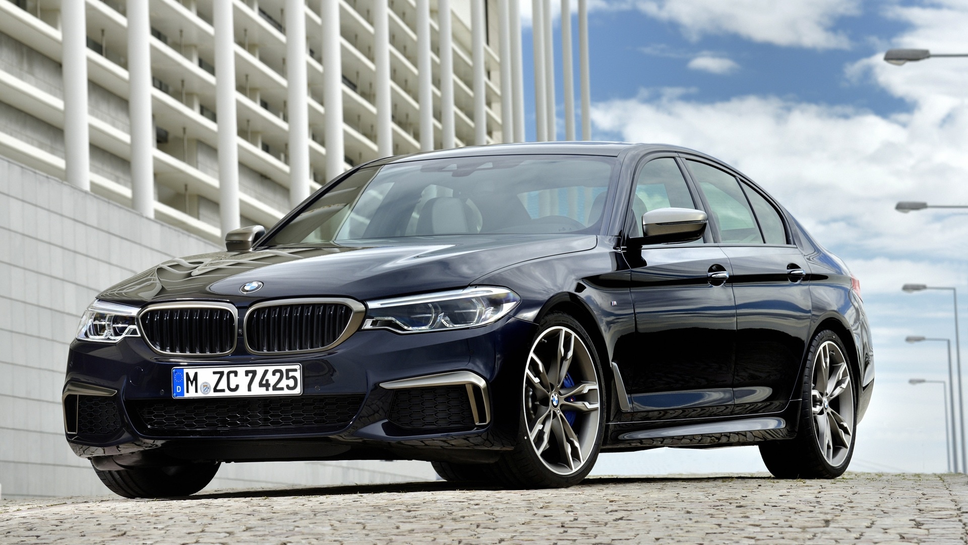 BMW M550i xDrive G30