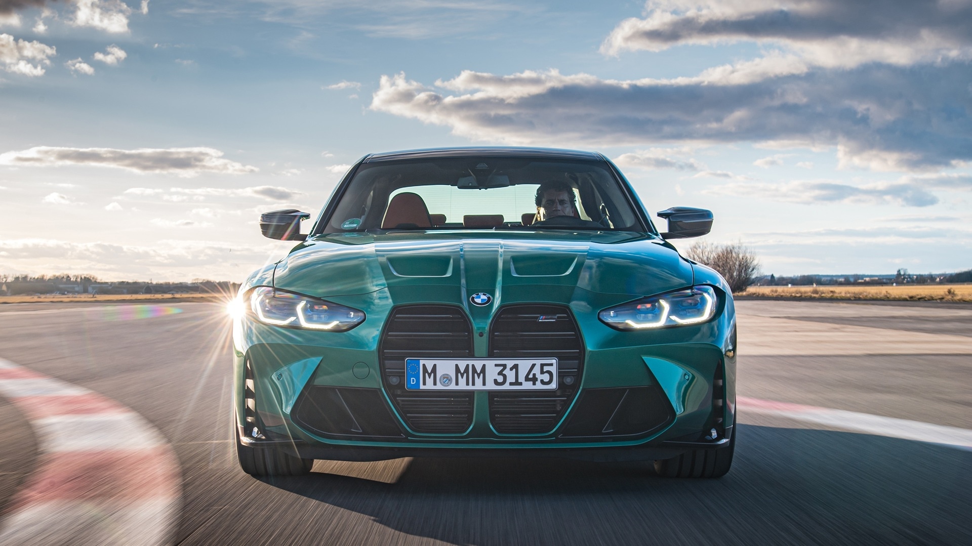 BMW M3 G80 mit großer Doppelniere.