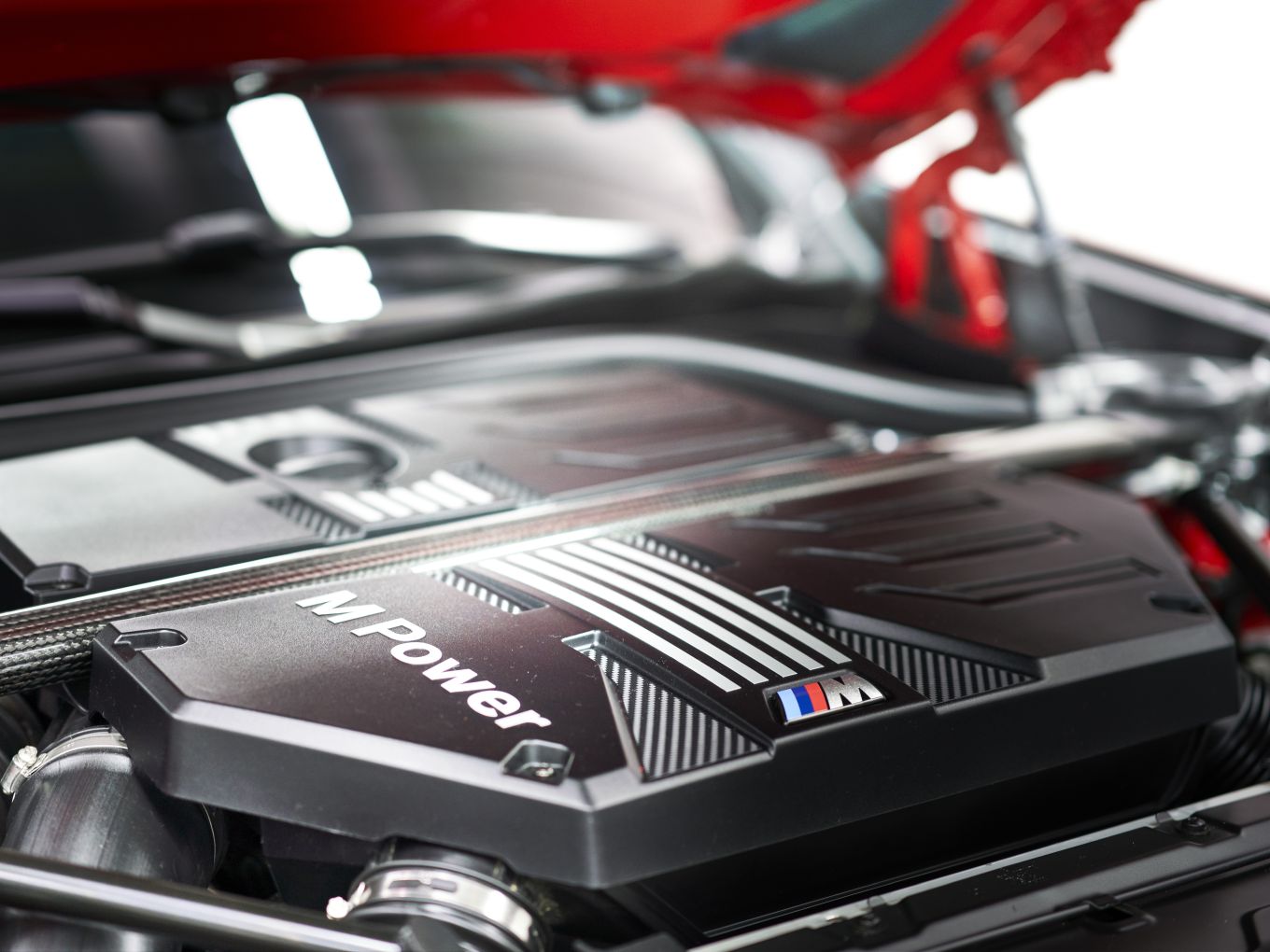Engine block of the BMW X4 M F98.