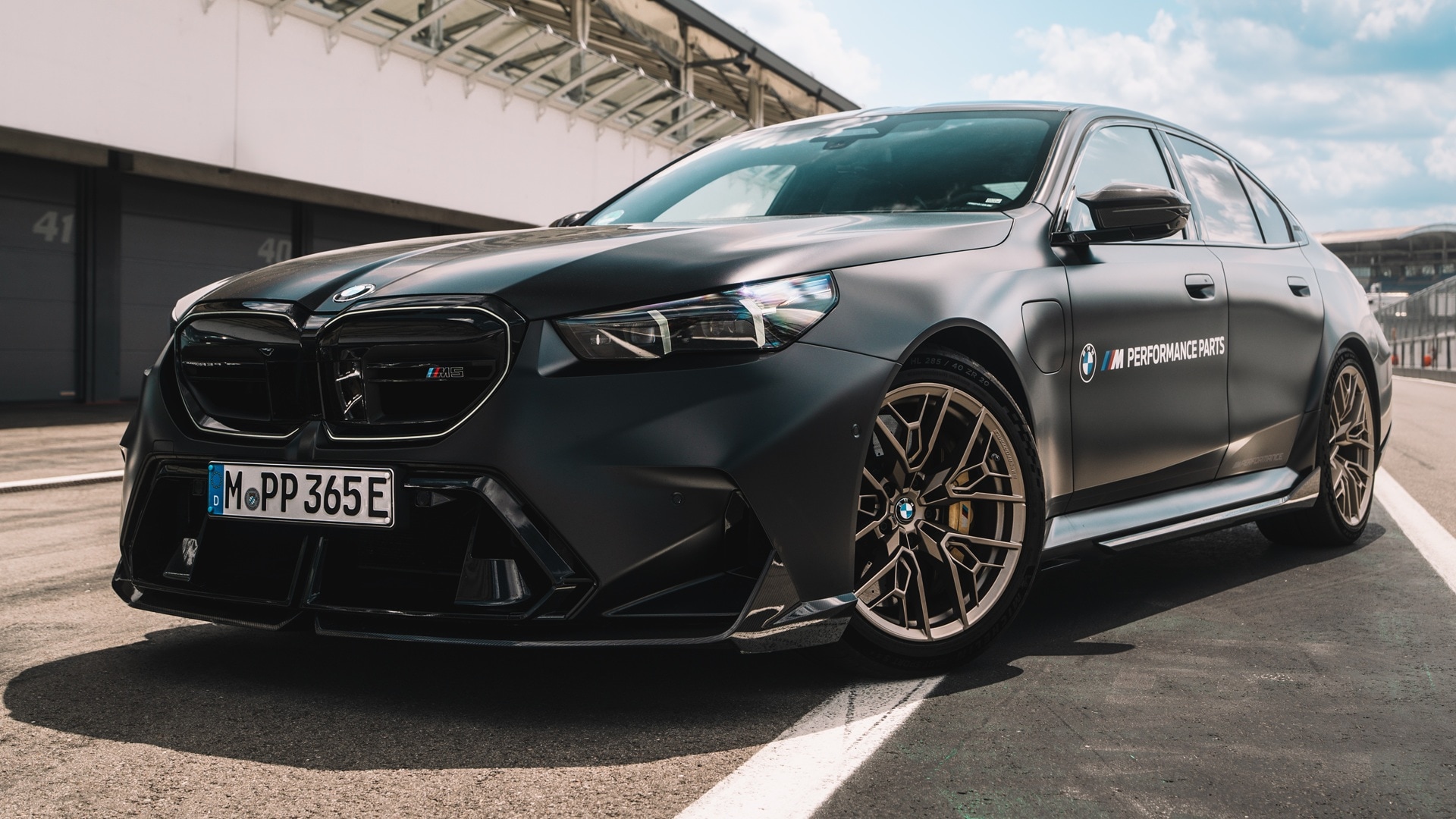 INNOVATION BY M PERFORMANCE PARTS.