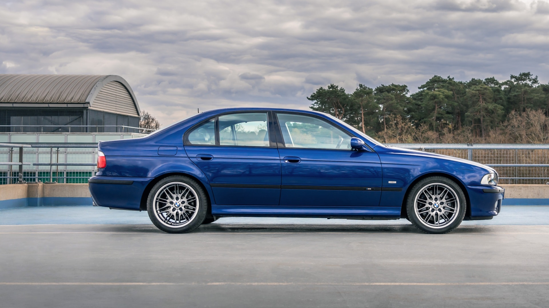 BMW M5 E39