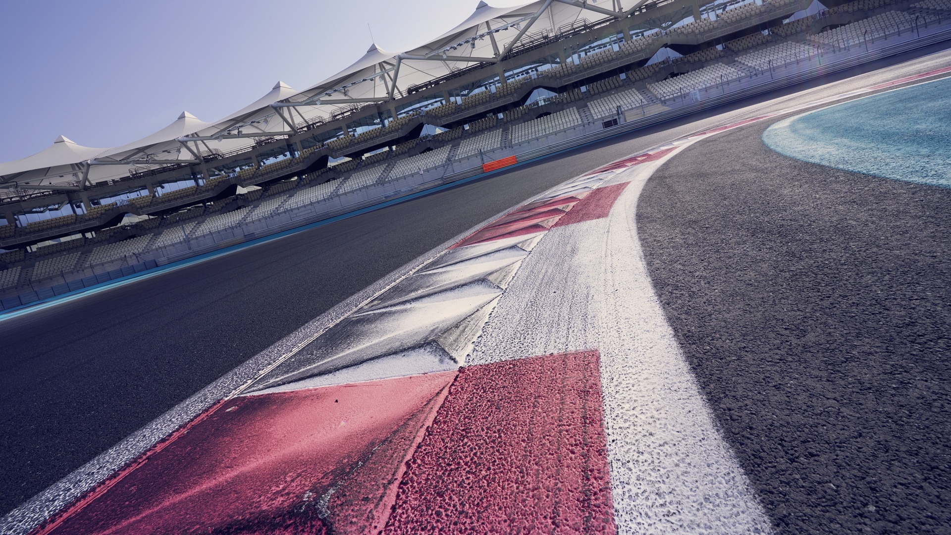 Kerbs on a bend of a racetrack 