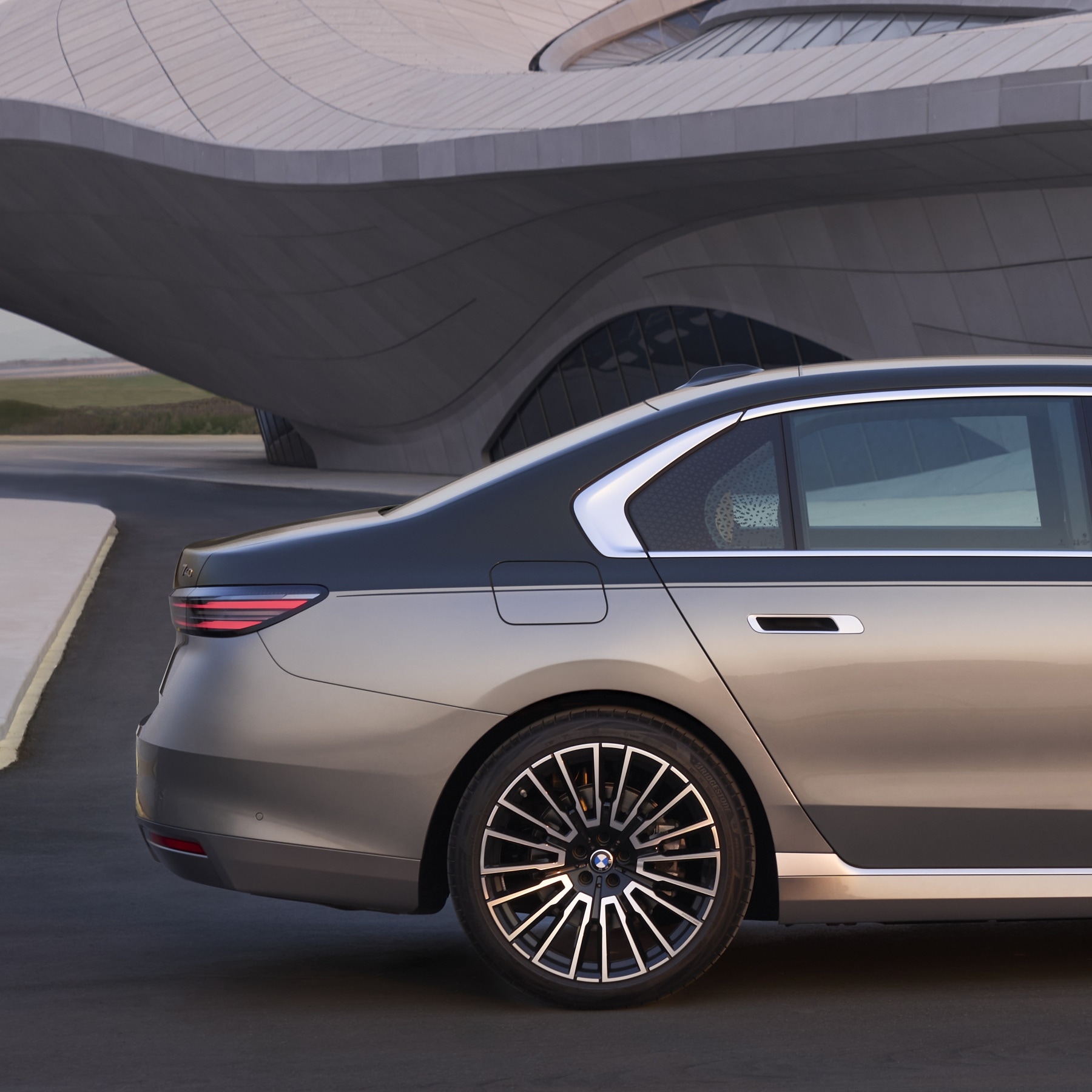 BMW 7er mit BMW Individual Two-Tone Lackierung