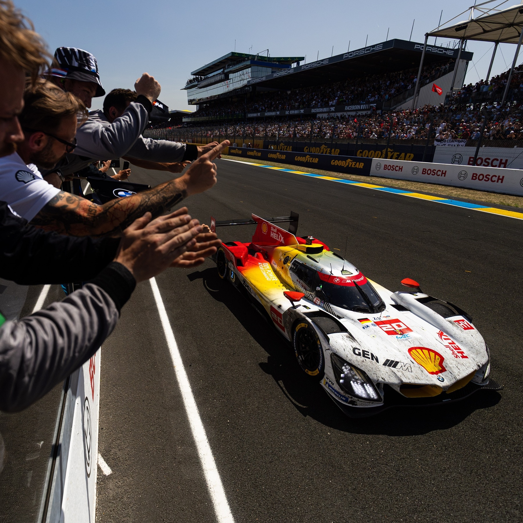 LE MANS 26.