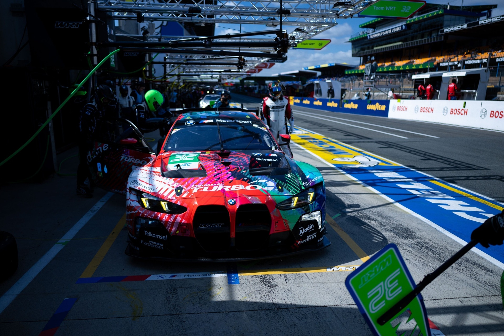 BMW M4 GT3 EVO in Le Mans