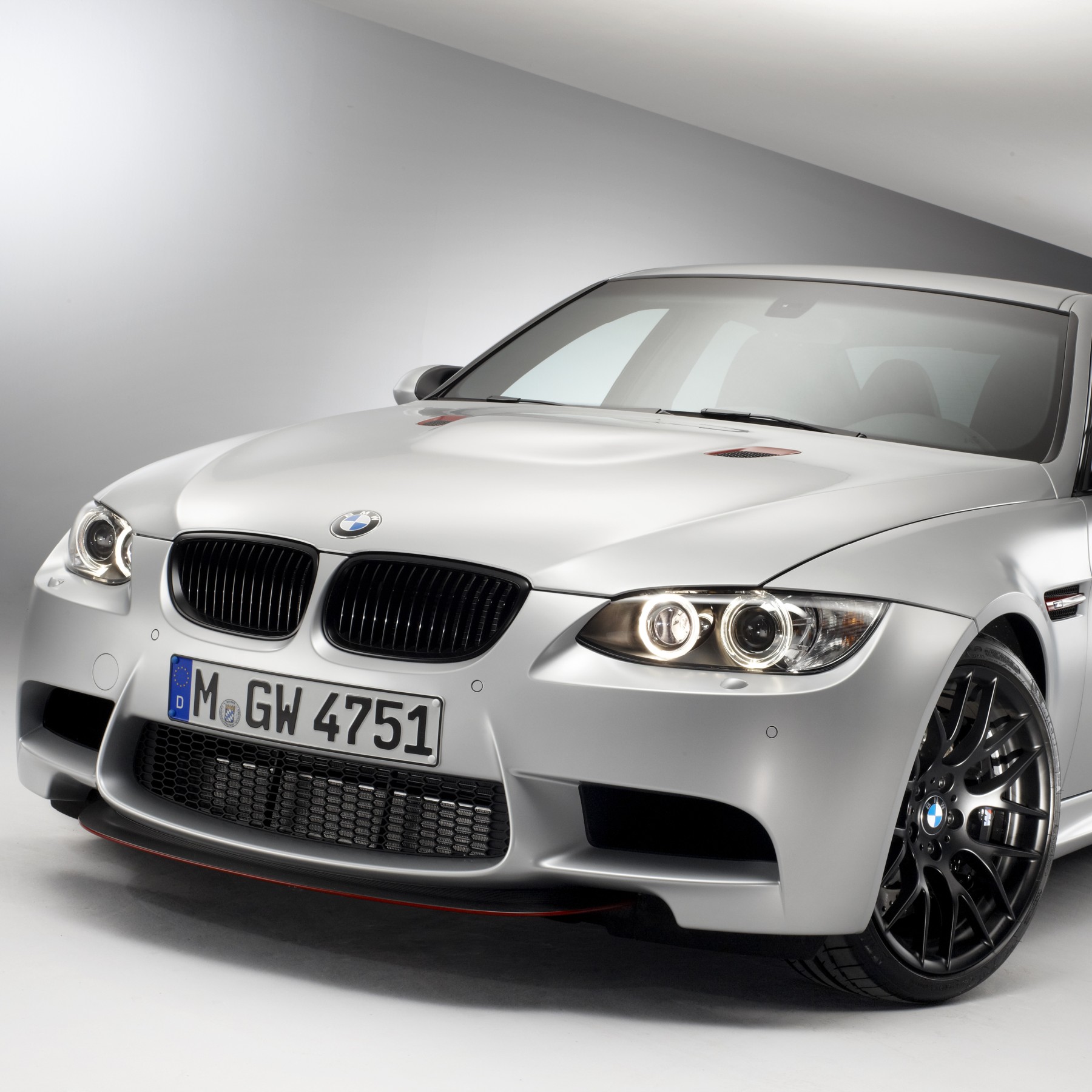 CARBON RACING TECHNOLOGY.