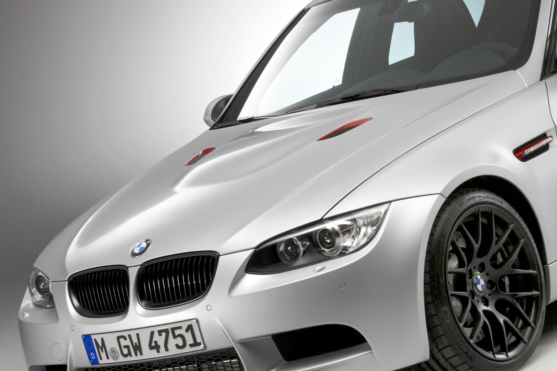BMW M3 CRT E90 carbon-fibre bonnet