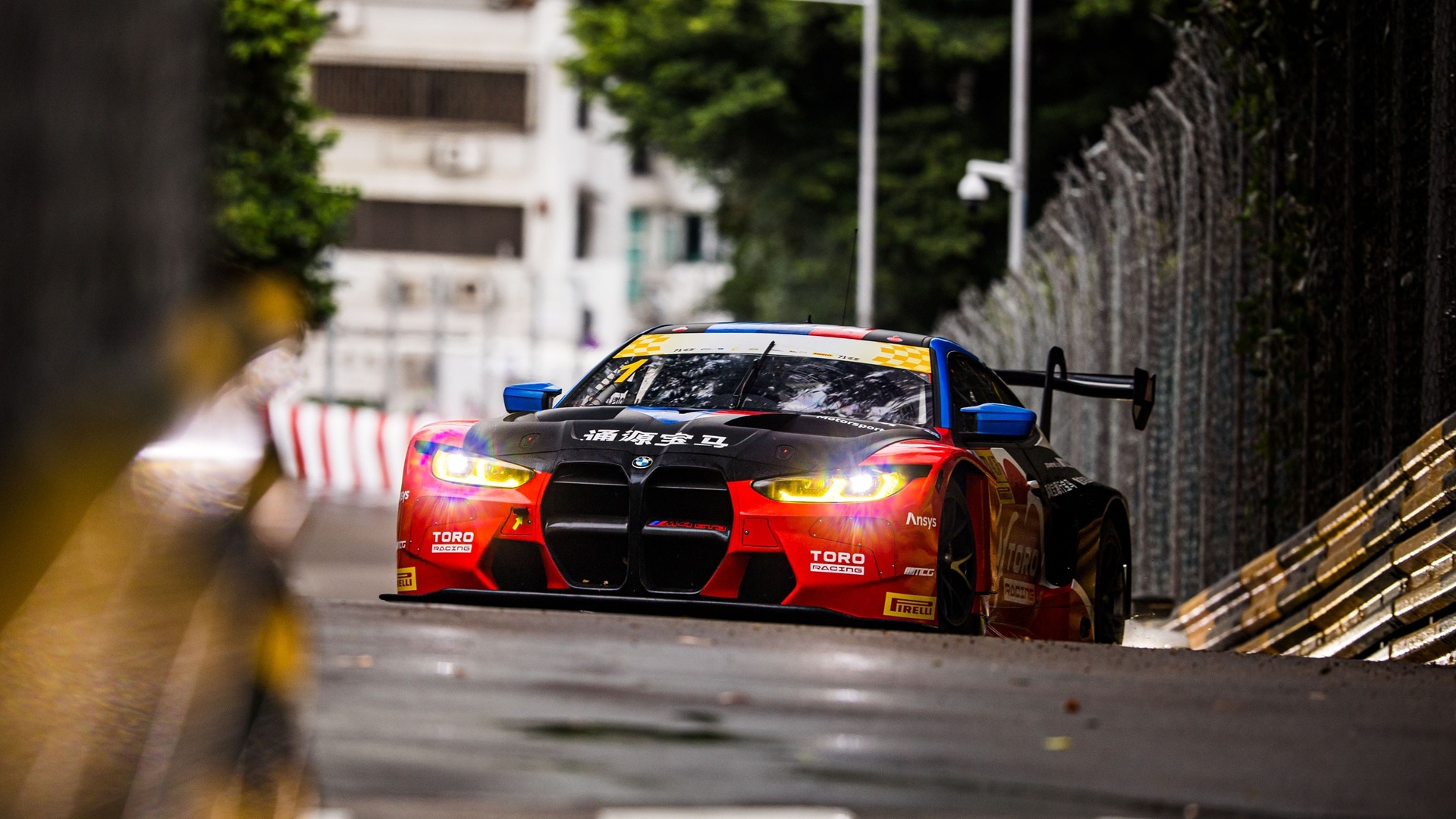 BMW M4 GT3 beim Rennen in Macau.