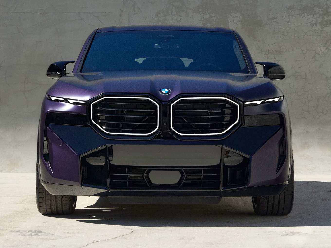  2025 BMW XM Kith Concept. 